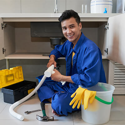 divi-trades-man-image-20